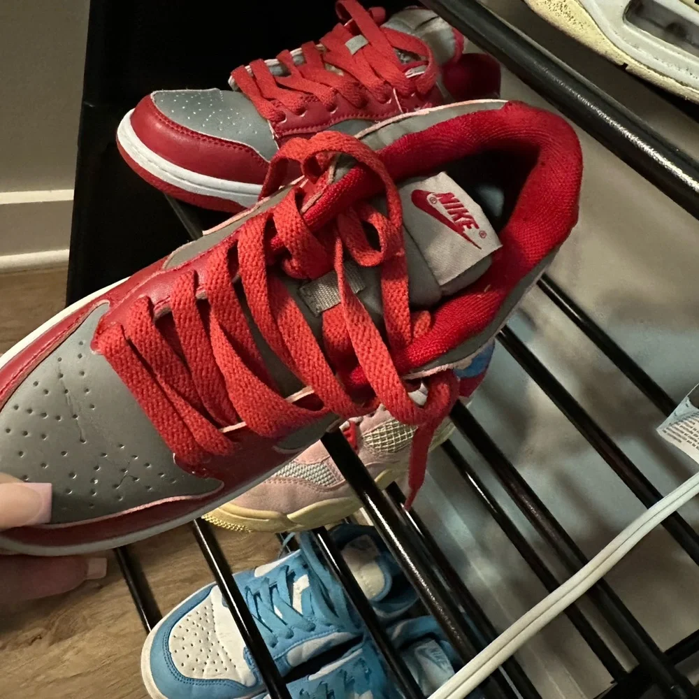 Dunks - Picture 2 of 2